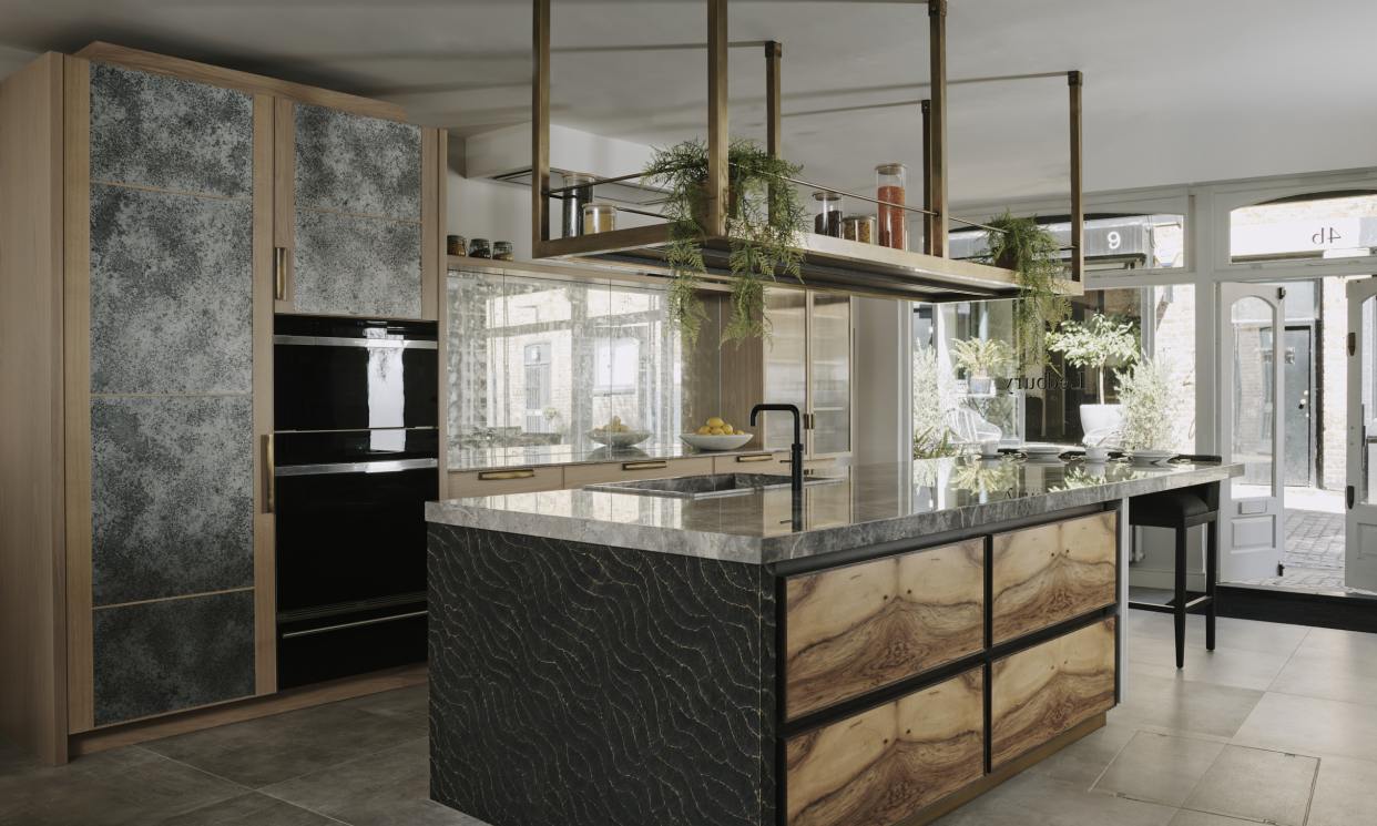 Interior shot of the kitchen in Notting Hill Studio